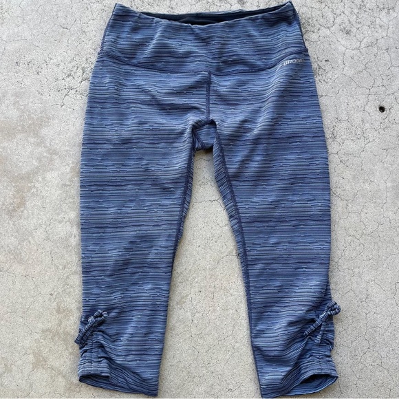 BROOKS Running Women's Urban Run Capri Size Small preloved activewear leggings - Picture 2 of 6